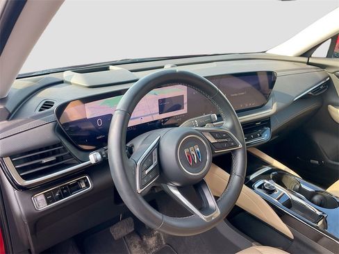 Used 2025 Buick Envision Preferred image 12