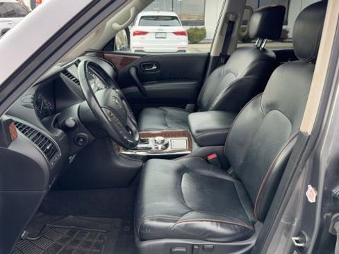 Used 2019 Nissan Armada Platinum image 9