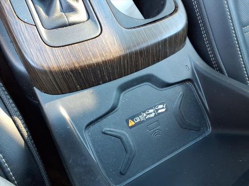 Used 2017 GMC Canyon Denali image 27