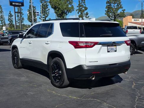 Used 2020 Chevrolet Traverse LT image 6