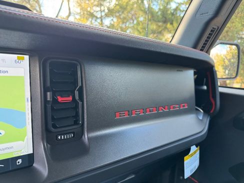 New 2025 Ford Bronco Raptor w/ Interior Carbon Fiber Pack image 27