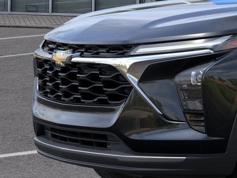 New 2025 Chevrolet Trax LT w/ Driver Confidence Package image 13