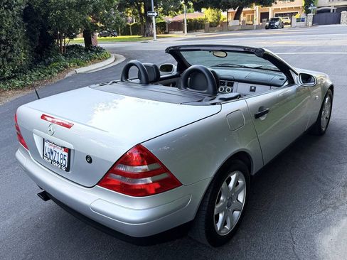 Used 2000 Mercedes-Benz SLK 230 image 16