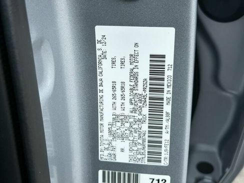 Used 2024 Toyota Tacoma TRD Sport AWD/4WD image 35