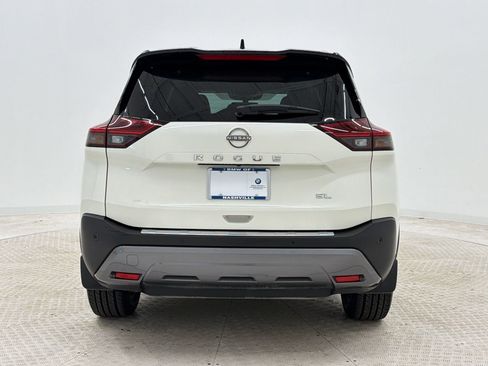 Used 2023 Nissan Rogue SL w/ SL Premium Package FWD image 10