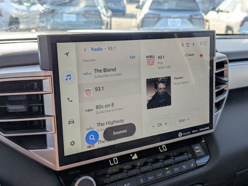 Used 2024 Toyota Tundra Limited w/ Power Package image 18