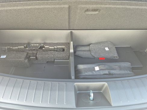 New 2026 Hyundai Palisade Limited image 8