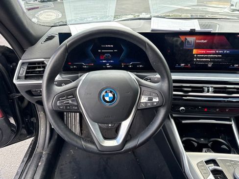 Used 2023 BMW i4 eDrive35 w/ Premium Package RWD image 13