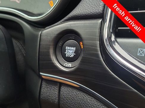 Used 2020 Jeep Grand Cherokee Limited w/ Luxury Group II image 28