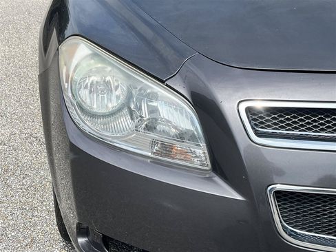 Used 2011 Chevrolet Malibu LT w/ Power Convenience Package FWD image 5
