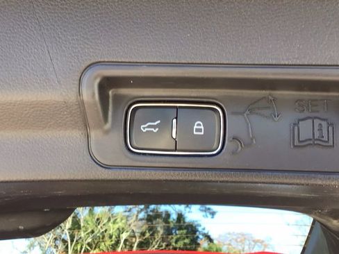 Certified 2022 Ford Explorer ST-Line image 9