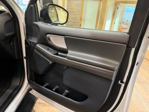 Used 2025 Ford Expedition Max Active image 25