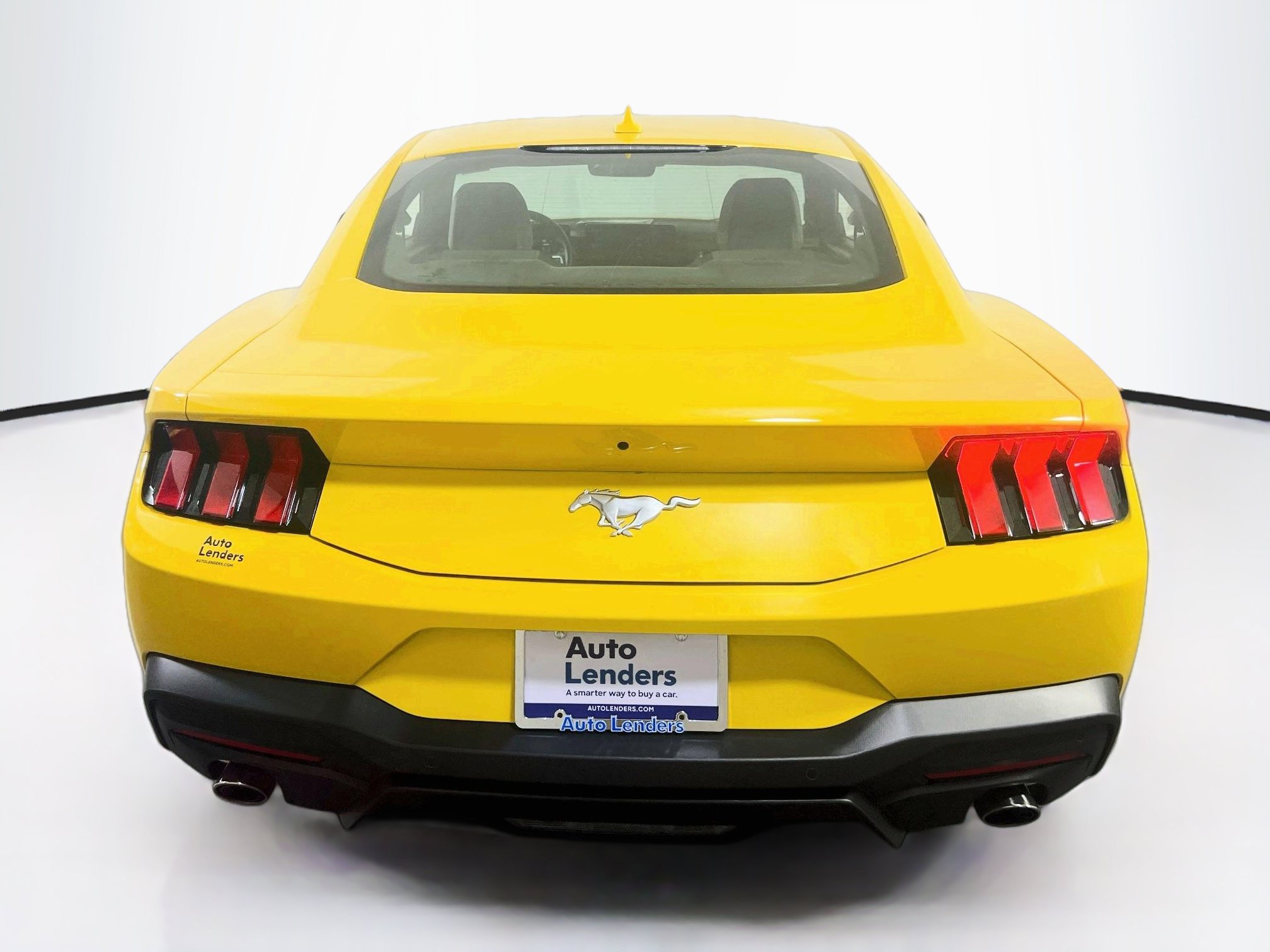 Used 2024 Ford Mustang Coupe RWD image 6