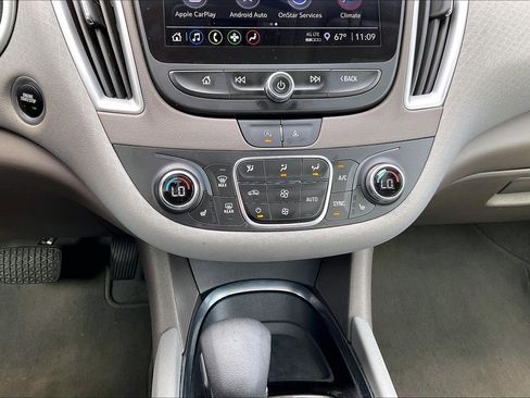 Used 2023 Chevrolet Malibu LT image 15