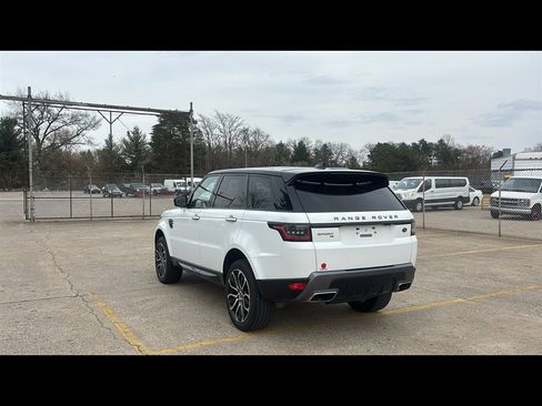 Used 2021 Land Rover Range Rover Sport HSE Silver Edition image 4