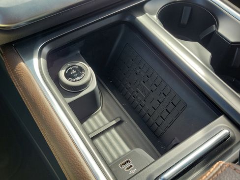 New 2025 Ford Expedition King Ranch image 19