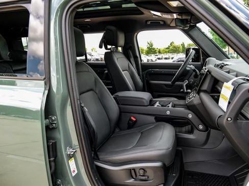 New 2026 Land Rover Defender 110 Trophy Edition AWD/4WD image 49
