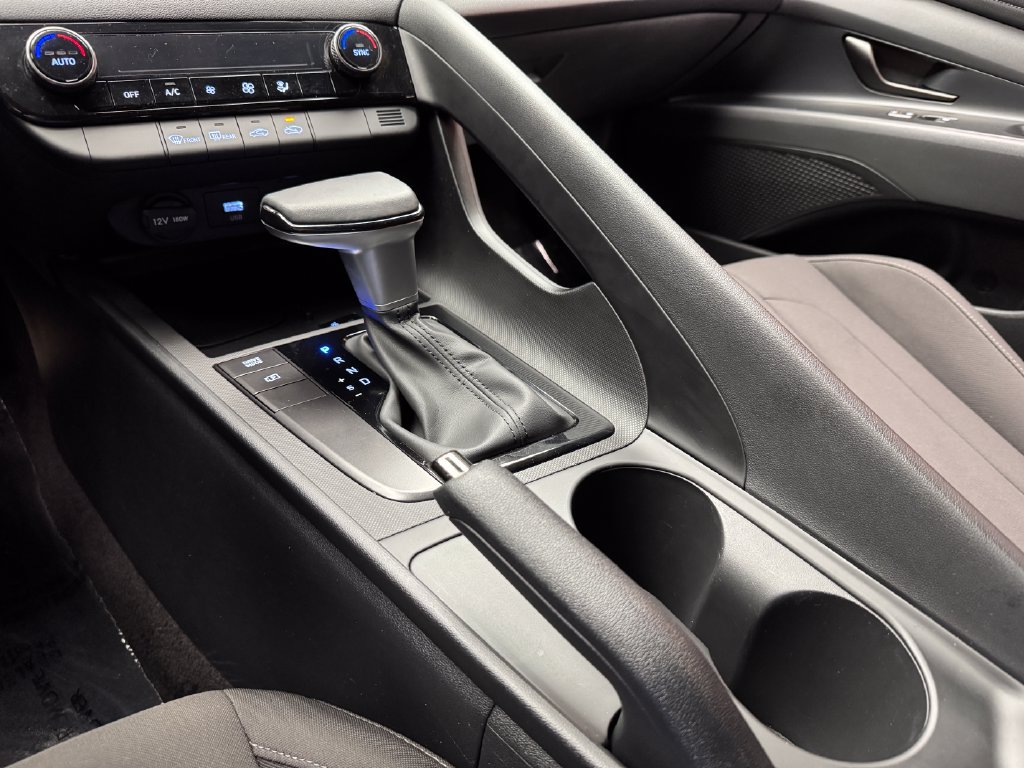 Used 2026 Hyundai Elantra Sport FWD image 19