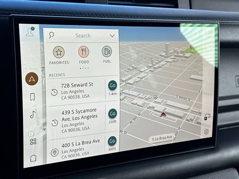 Used 2023 Land Rover Defender 110 V8 image 21