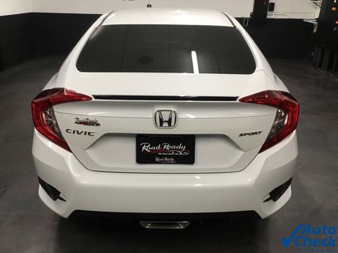 Used 2019 Honda Civic Sport image 9