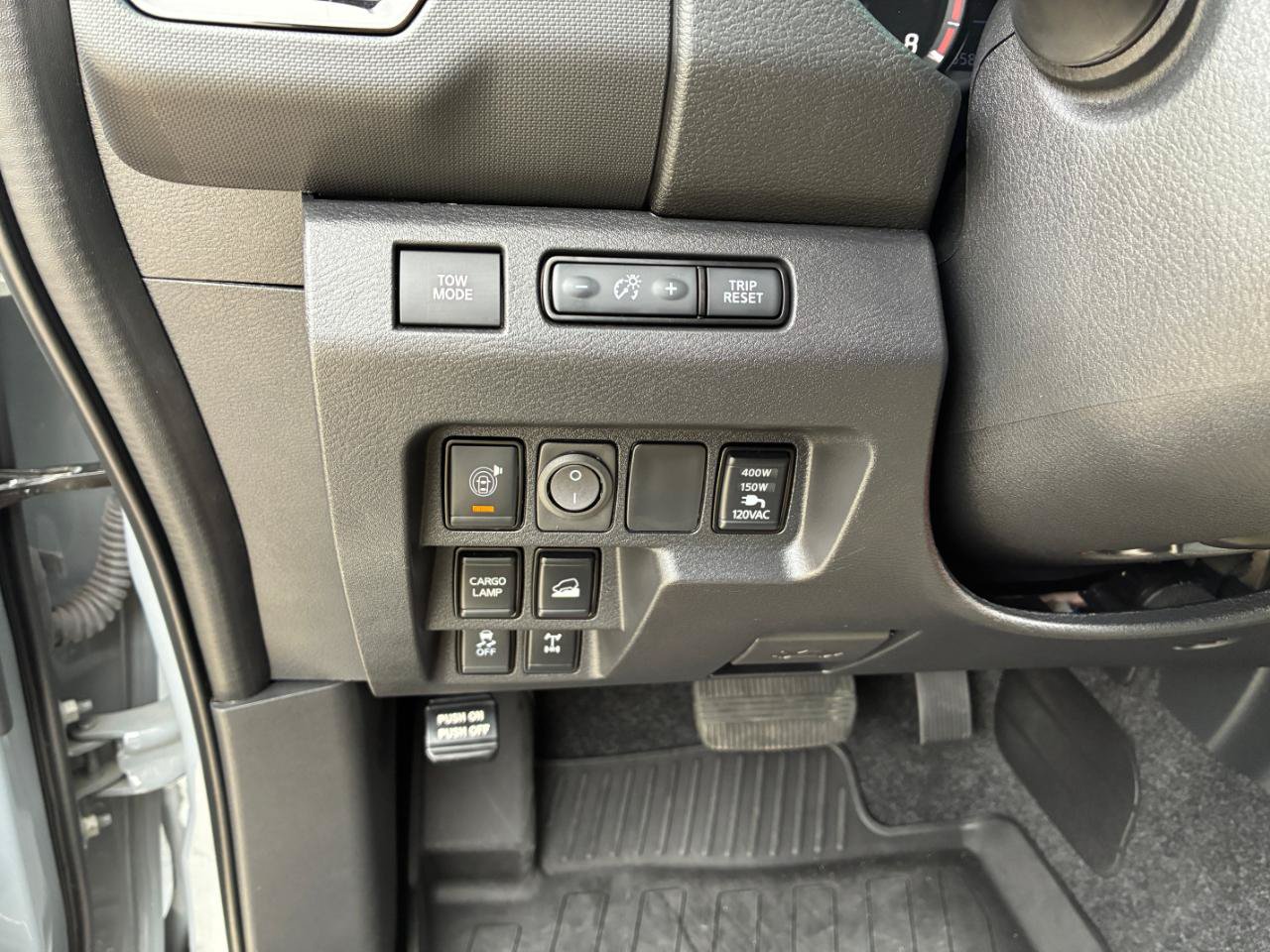 Used 2023 Nissan Frontier PRO-4X w/ Pro-4X Premium Package AWD/4WD image 24