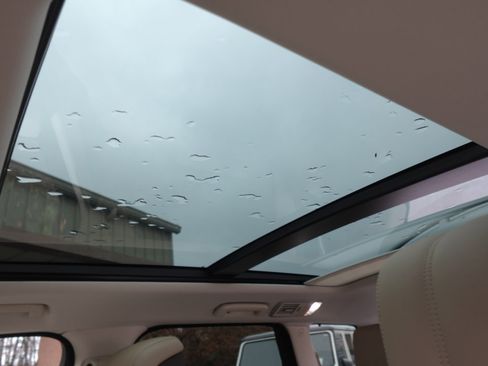 Used 2020 Land Rover Range Rover Sport HSE Dynamic image 14