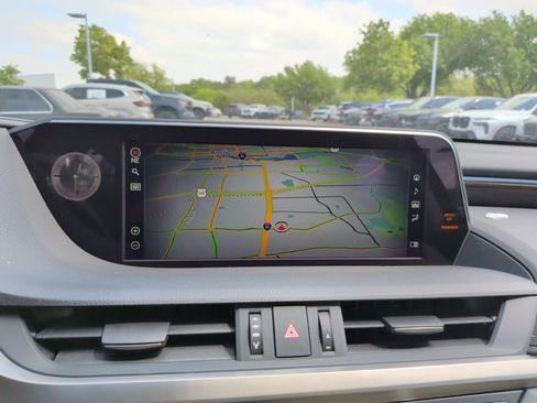 Used 2021 Lexus ES 350 Ultra Luxury w/ Accessory Package 2 image 15