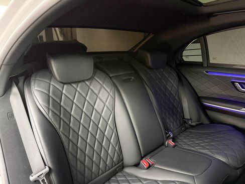 Used 2024 Mercedes-Benz S 580 4MATIC Sedan image 38