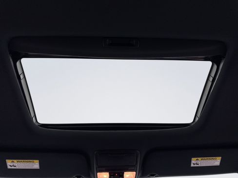 Used 2025 Honda Odyssey Sport-L image 18