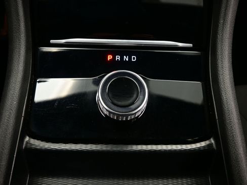 Used 2025 Jeep Grand Cherokee L Laredo w/ Trailer Tow Package image 23