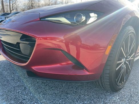Used 2024 MAZDA MX-5 Miata Grand Touring w/ Appearance Package image 12