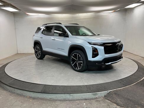 New 2026 Chevrolet Equinox RS w/ Convenience Package III image 8