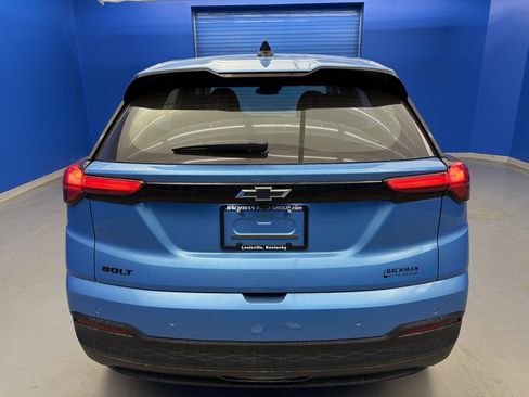 New 2027 Chevrolet Bolt LT w/ Comfort Package FWD image 6