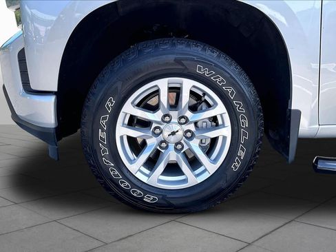 Used 2019 Chevrolet Silverado 1500 RST AWD/4WD image 11