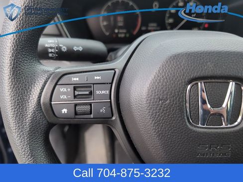 Used 2025 Honda CR-V EX image 23