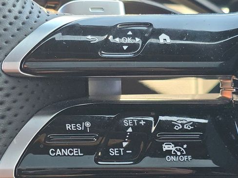 Used 2026 Mercedes-Benz GLC 300 4MATIC image 34