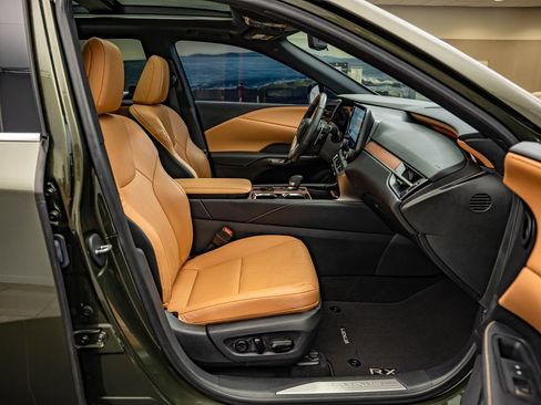 Certified 2023 Lexus RX 350 Premium Plus w/ Cold Area Package FWD image 33