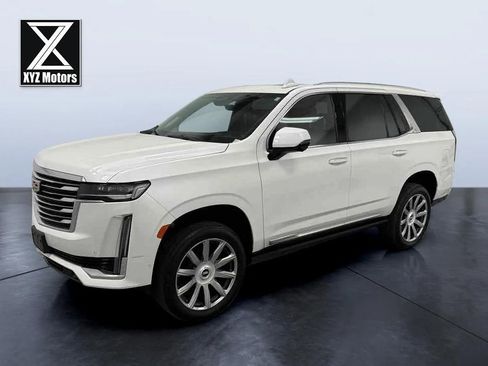 Used 2022 Cadillac Escalade Premium Luxury Platinum image 2