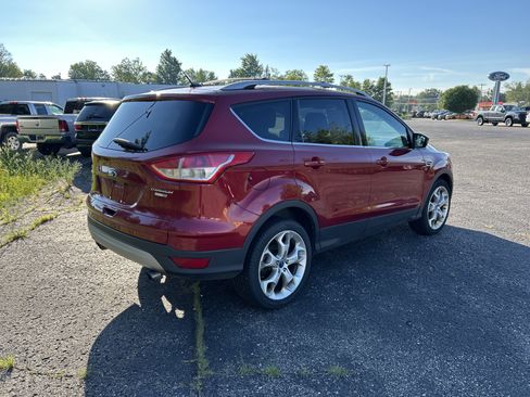 Used 2013 Ford Escape Titanium AWD/4WD image 3