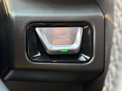 Certified 2025 GMC Yukon Denali AWD/4WD image 13