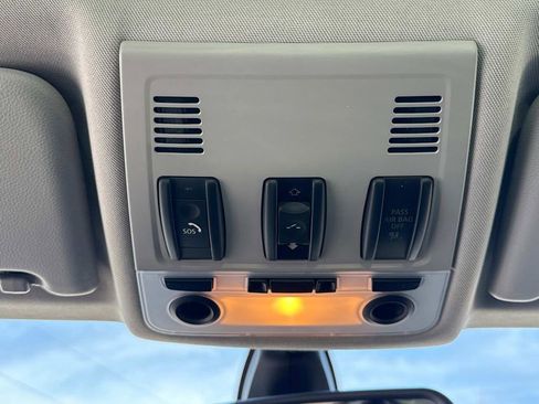 Used 2011 BMW 335i xDrive 335i xDrive image 24