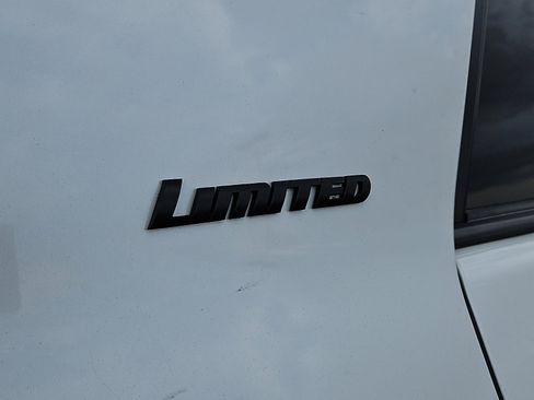 Used 2020 Toyota 4Runner Nightshade AWD/4WD image 4