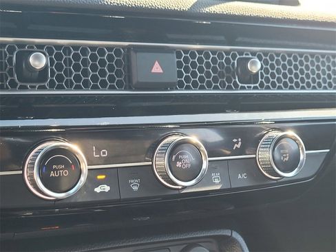 Used 2023 Honda Civic Sport image 17