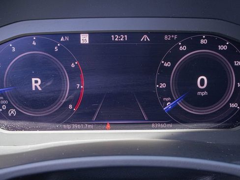 Used 2023 Volkswagen Atlas SEL AWD/4WD image 18