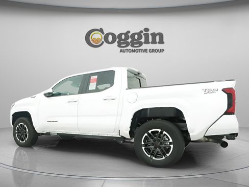 New 2026 Toyota Tacoma TRD Sport AWD/4WD image 7