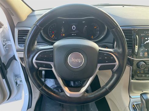 Used 2021 Jeep Grand Cherokee Limited image 11