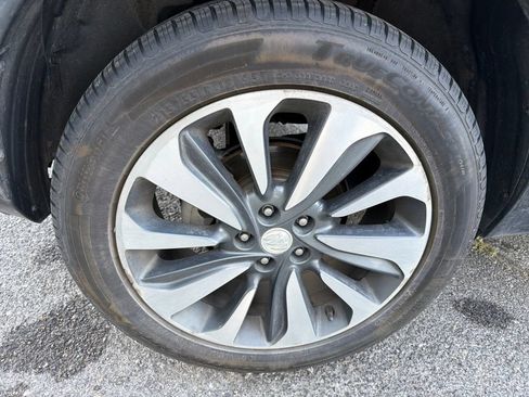 Used 2018 Buick Encore Essence AWD/4WD image 4