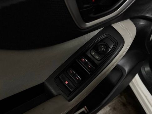 Used 2021 Subaru Forester Base image 10