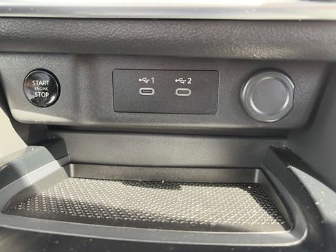 Used 2024 Nissan Rogue S AWD/4WD image 50