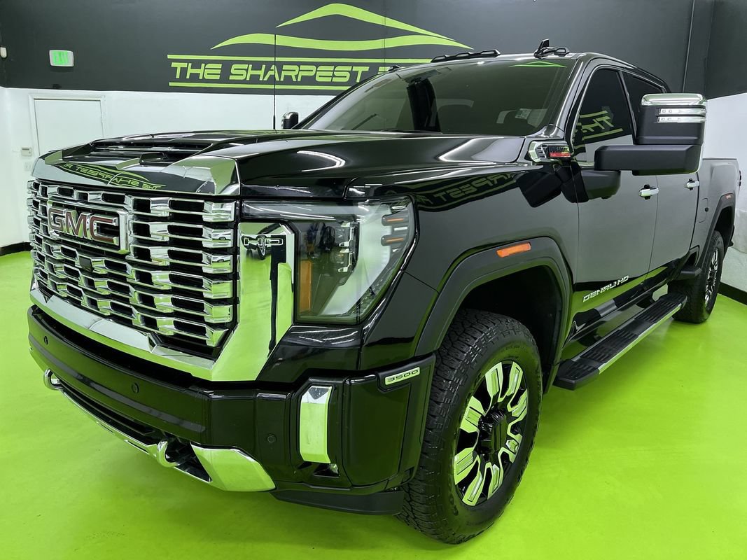 Used 2025 GMC Sierra 3500 Denali w/ Denali Reserve Package AWD/4WD image 5